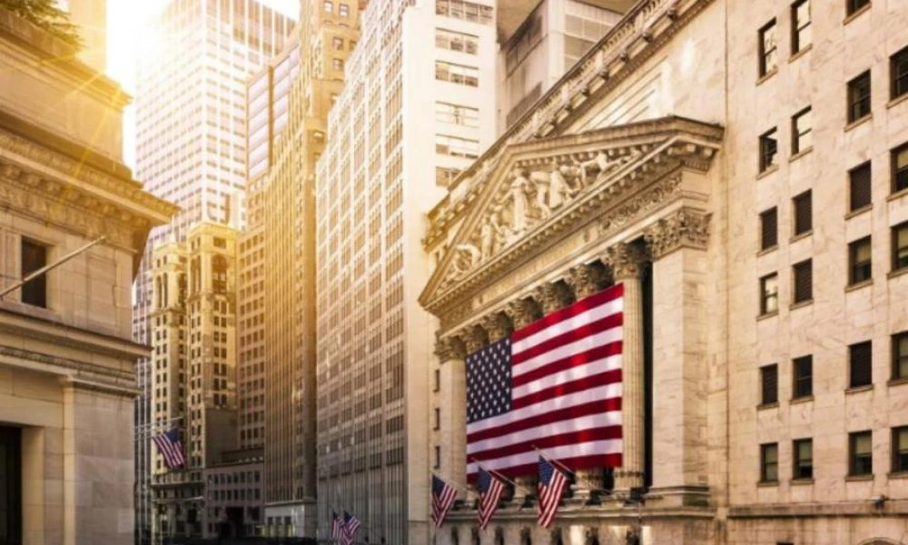 Wall Street: Αρνητικά πρόσημα - Περιορίστηκαν οι αρχικά βαριές απώλειες στους δείκτες